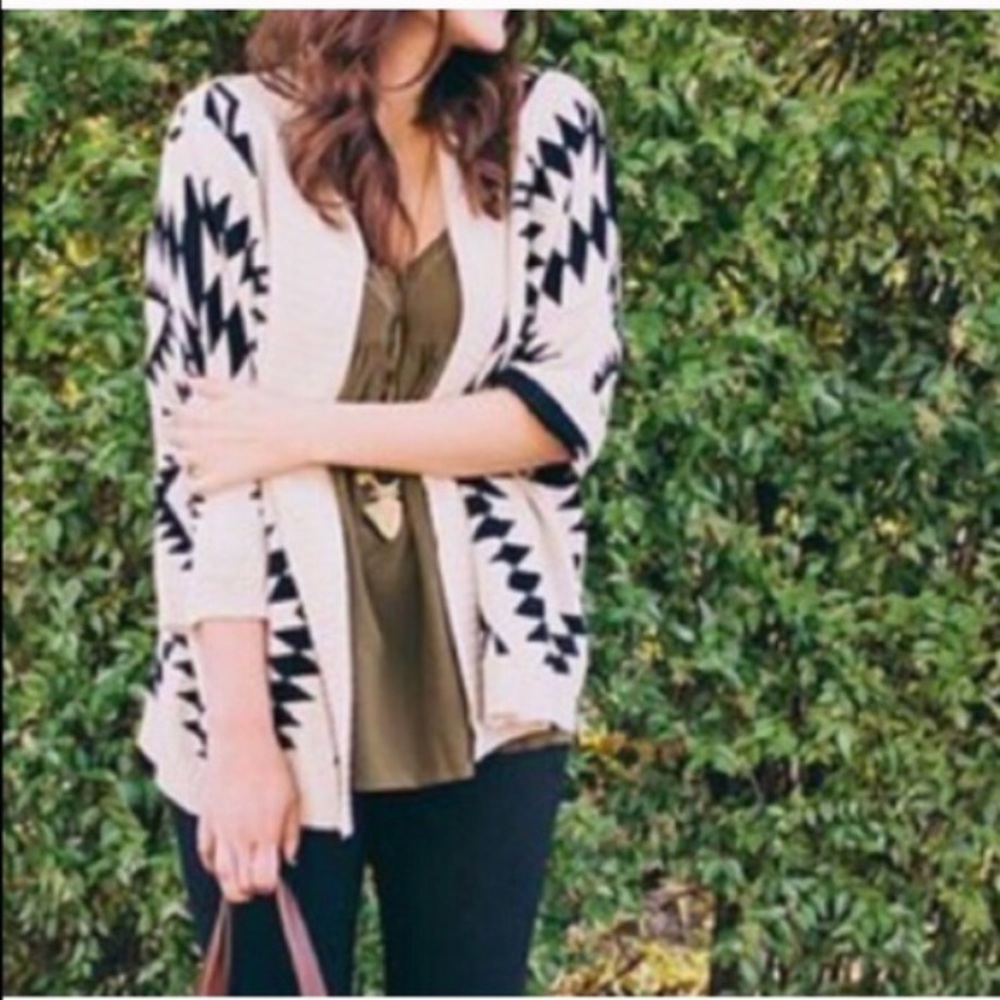 Aztec sweater ivory and black